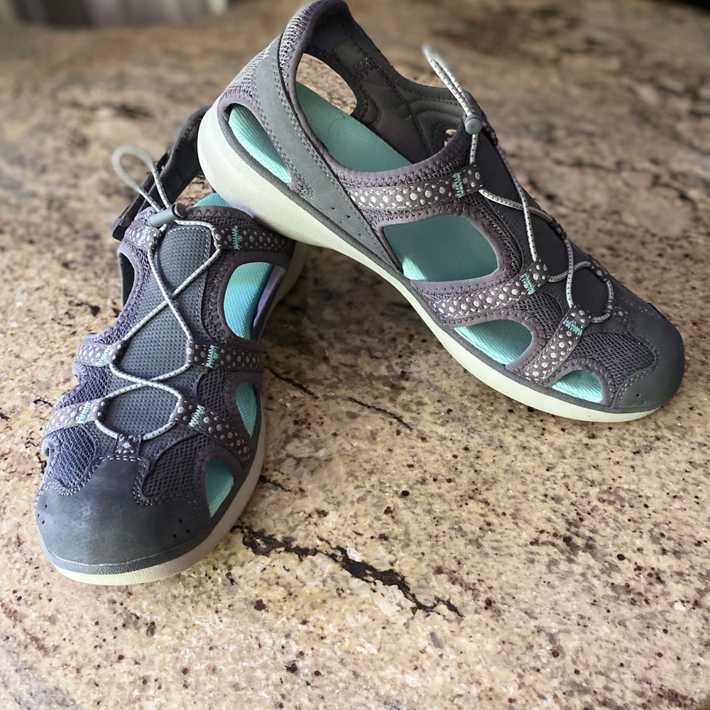 DrScholls sandal/sneaker